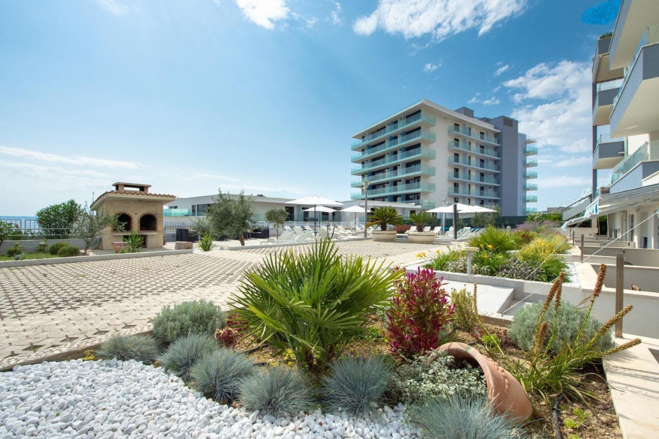 Apartments Kamelija Сплит Екстериор снимка